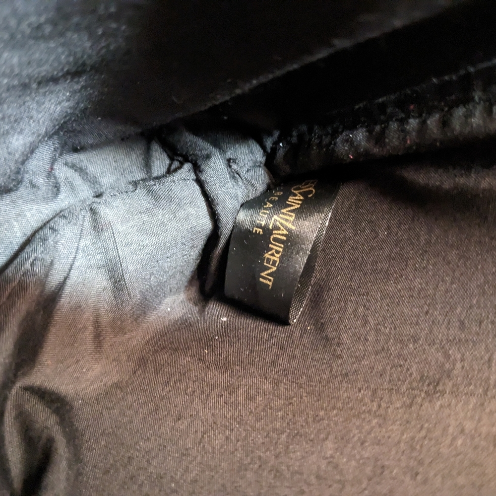 Yves saint Laurent pouch - Picture 5 of 11